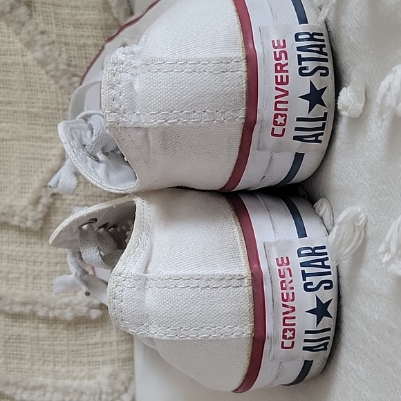 Converse - Picture 3 of 4